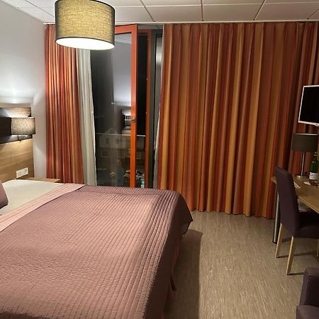 Hotel Efcannos Vechelde Ngoại thất bức ảnh